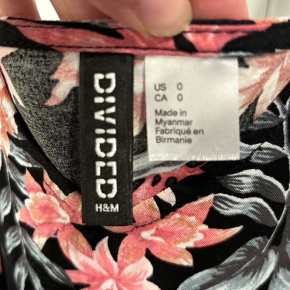 Romper - Picture 2 of 2